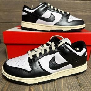 Nike Dunk 'Vintage Panda' - 7.5W